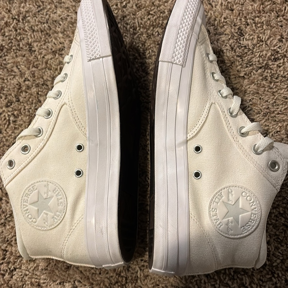 All white converse padded high top sneaker brand new never worn in box 11.5 12